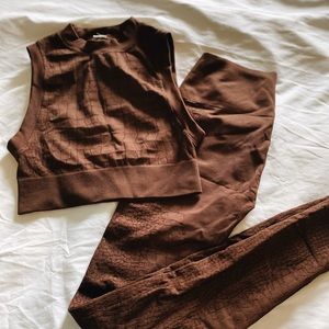 Fabletics Control 2-piece outfit